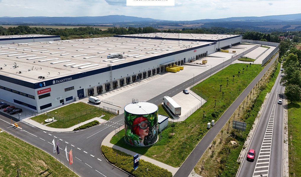 Pronájem skladovacích prostor 5 000 m², Cheb – náhled fotky 9