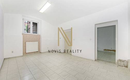 Pronájem kanceláře 37 m², Klatovská třída, Plzeň - Jižní Předměstí