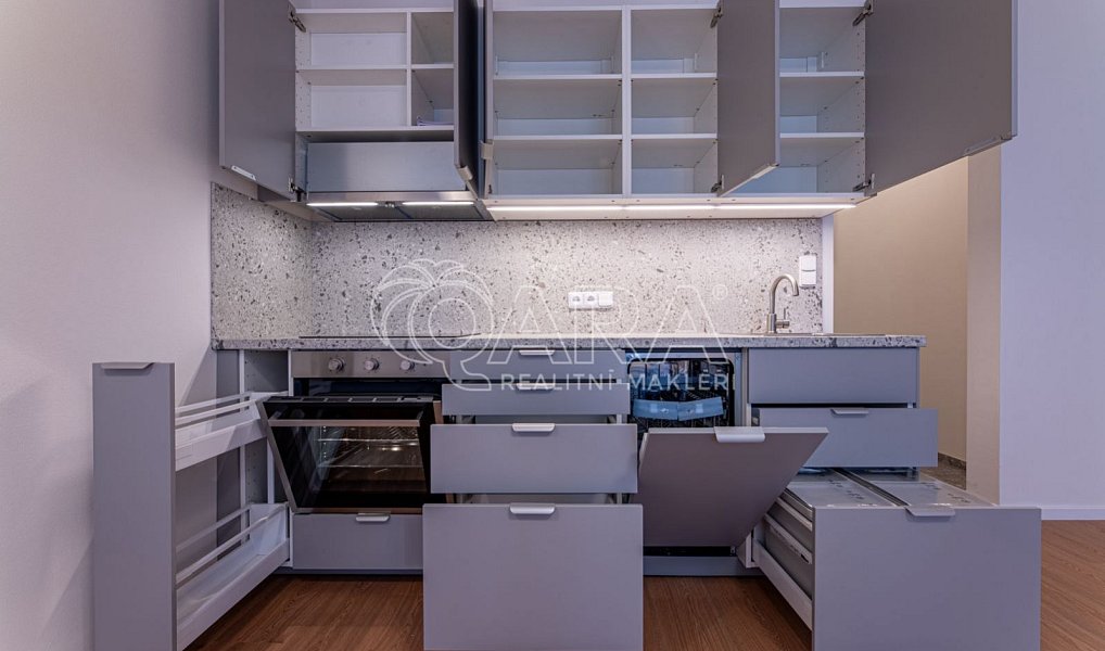 Pronájem bytu 1+kk 34 m², Praha – náhled fotky 8