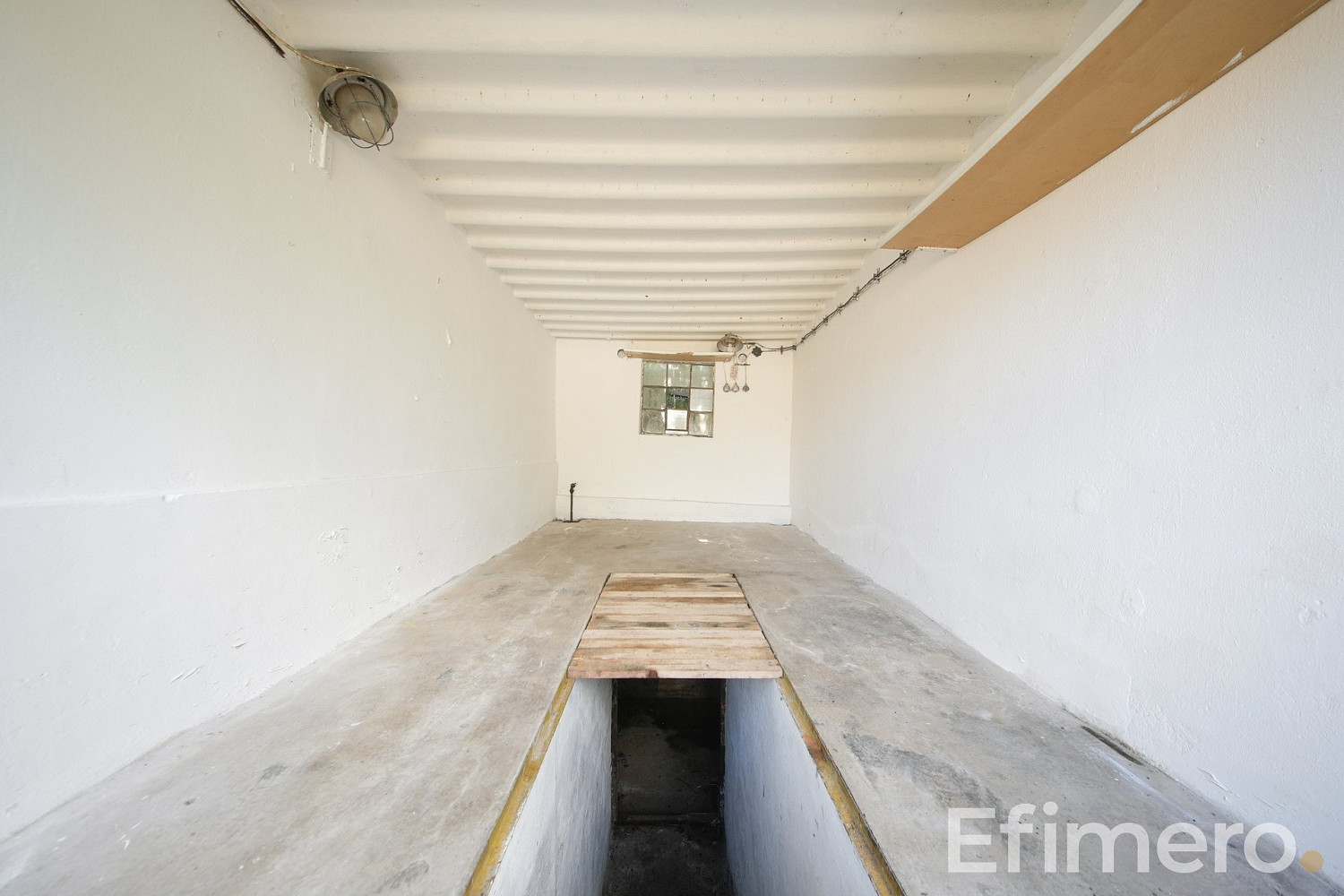 Prodej podsklepené garáže 18 m2, Tišnov – fotografie 2