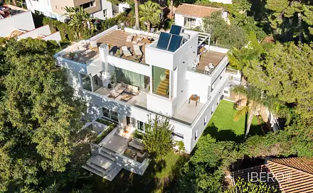 Prodej domu 310 m² s pozemkem 1 130 m²