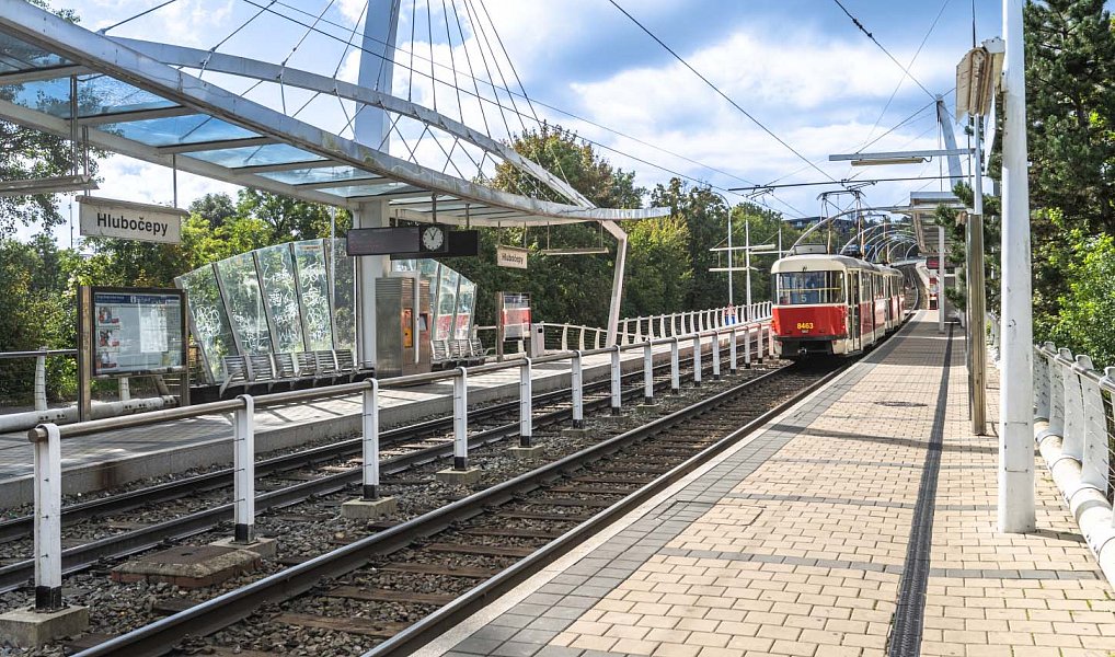 Prodej stavebního pozemku 1 168 m², Praha – náhled fotky 7