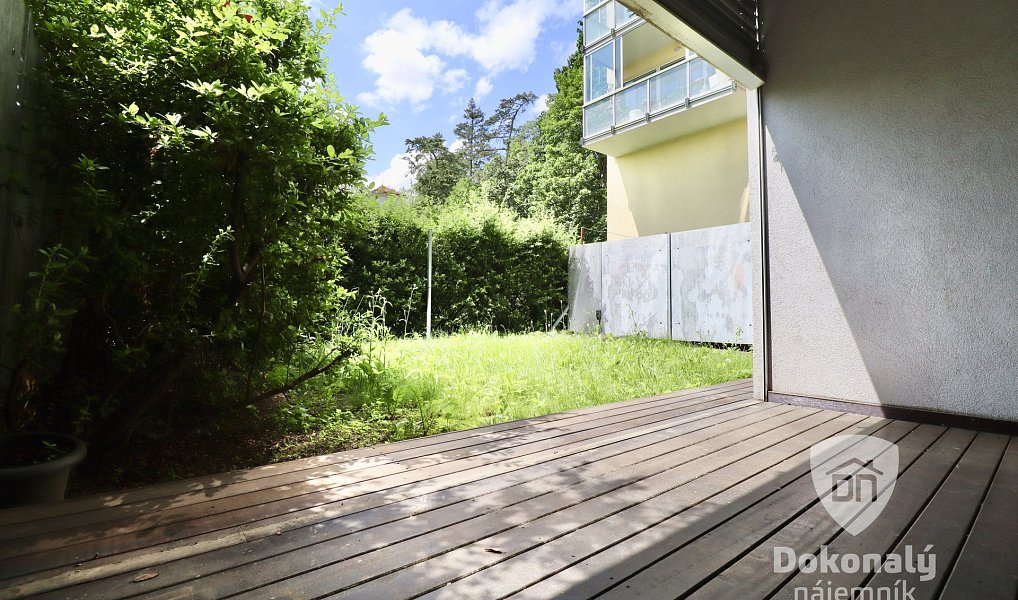 Pronájem bytu 2+kk 49 m², Praha – náhled fotky 3