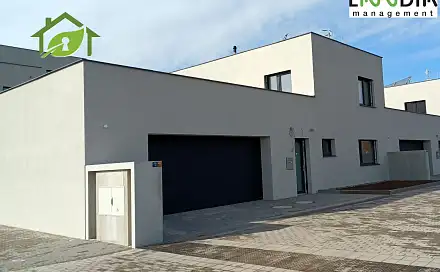 Prodej domu 187 m² s pozemkem 307 m², Pivoňská, Praha 9 - Kyje