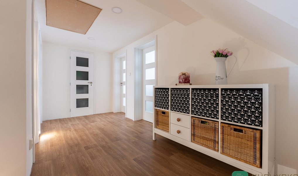 Prodej domu 183 m² s pozemkem 360 m², Loučná pod Klínovcem – náhled fotky 9
