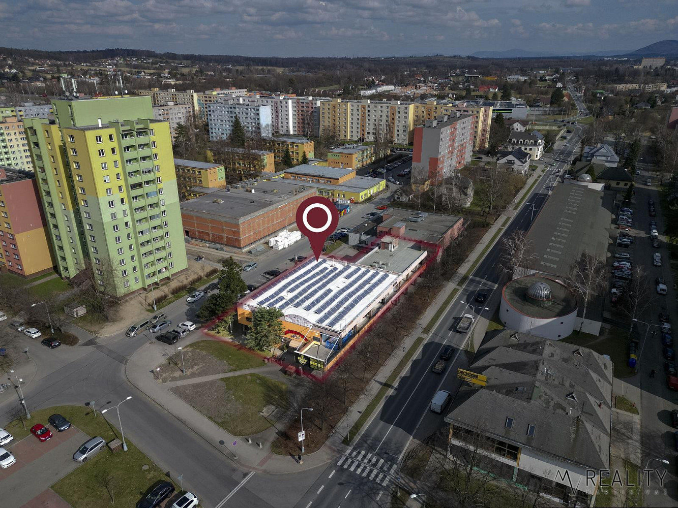 Prodej komerčního objektu (jiného typu) 1 060 m²