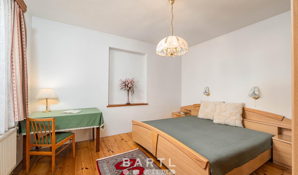 Prodej domu 210 m² s pozemkem 874 m², Nové Hrady – náhled fotky 6