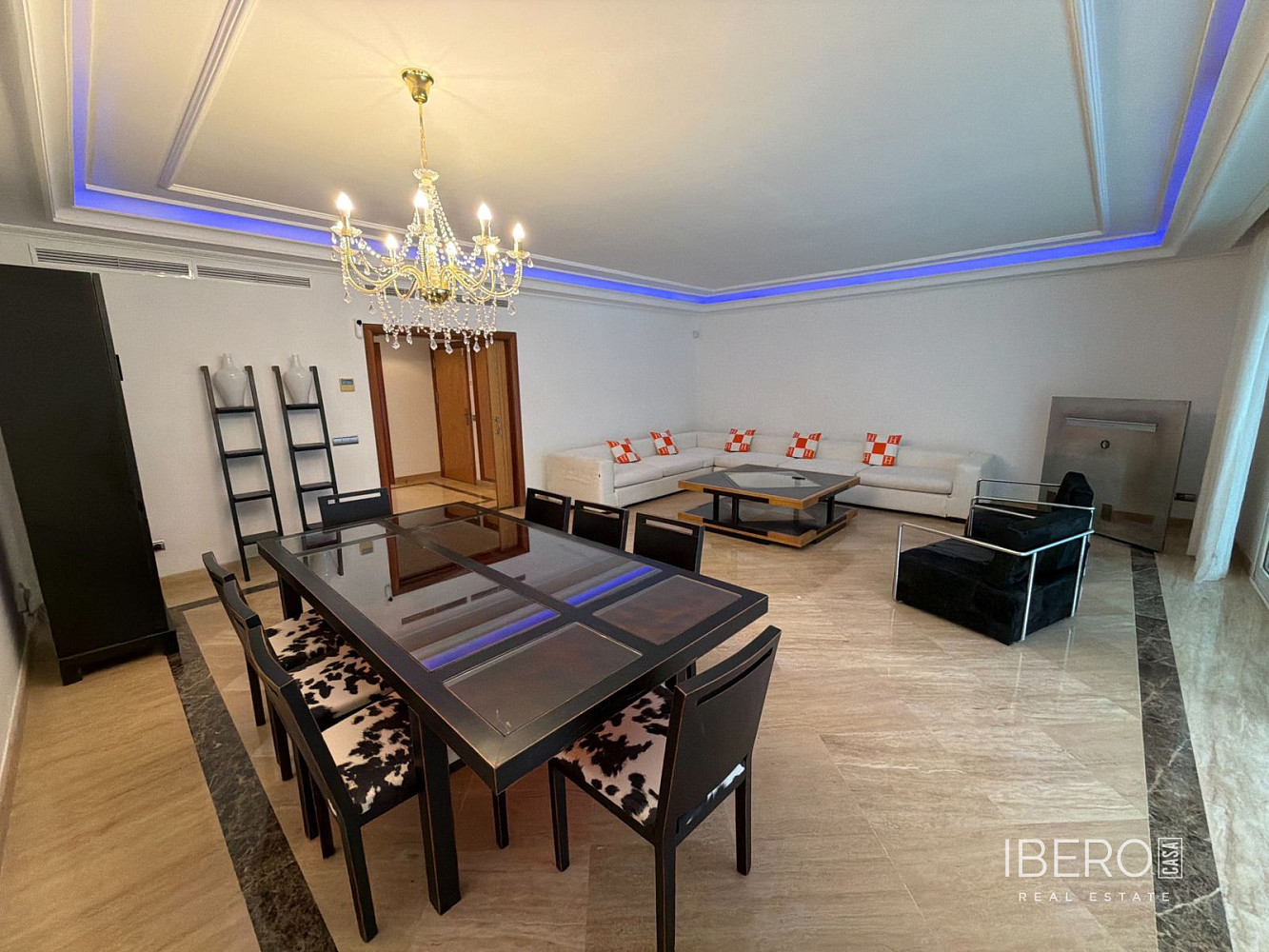 Prodej bytu 4+kk 300 m² — photo 2