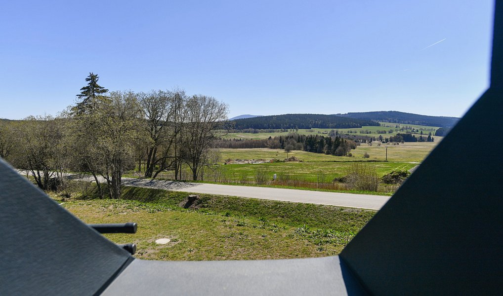 Prodej ubytovacího objektu 310 m², Nové Hutě – náhled fotky 5