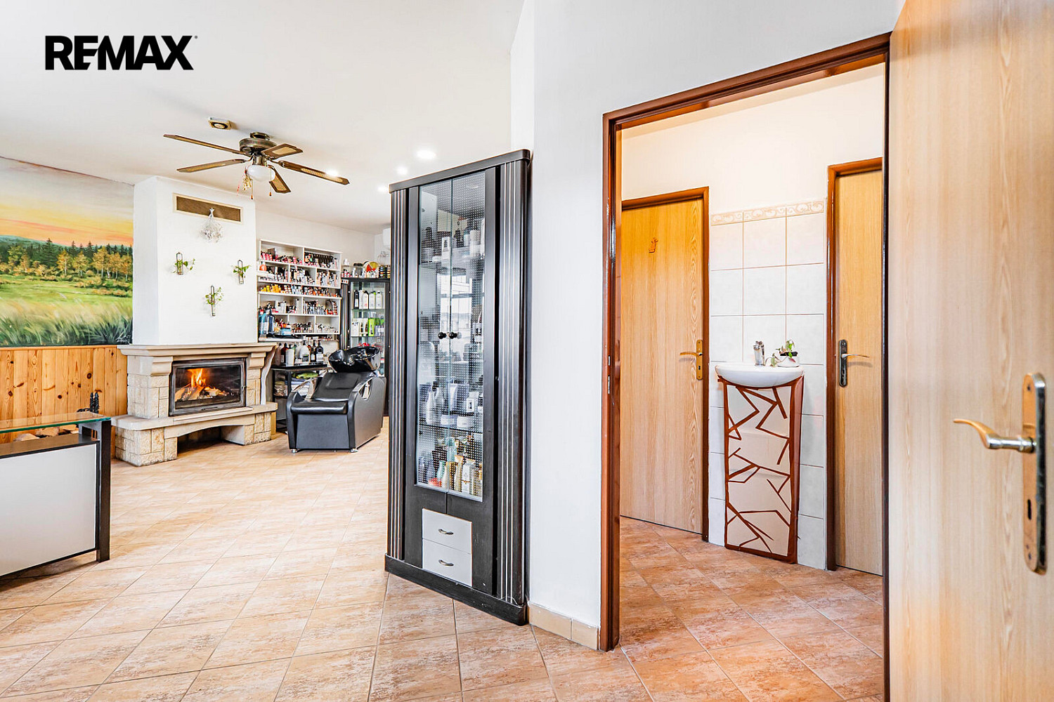 Prodej domu 300 m² s pozemkem 538 m² – fotografie 3