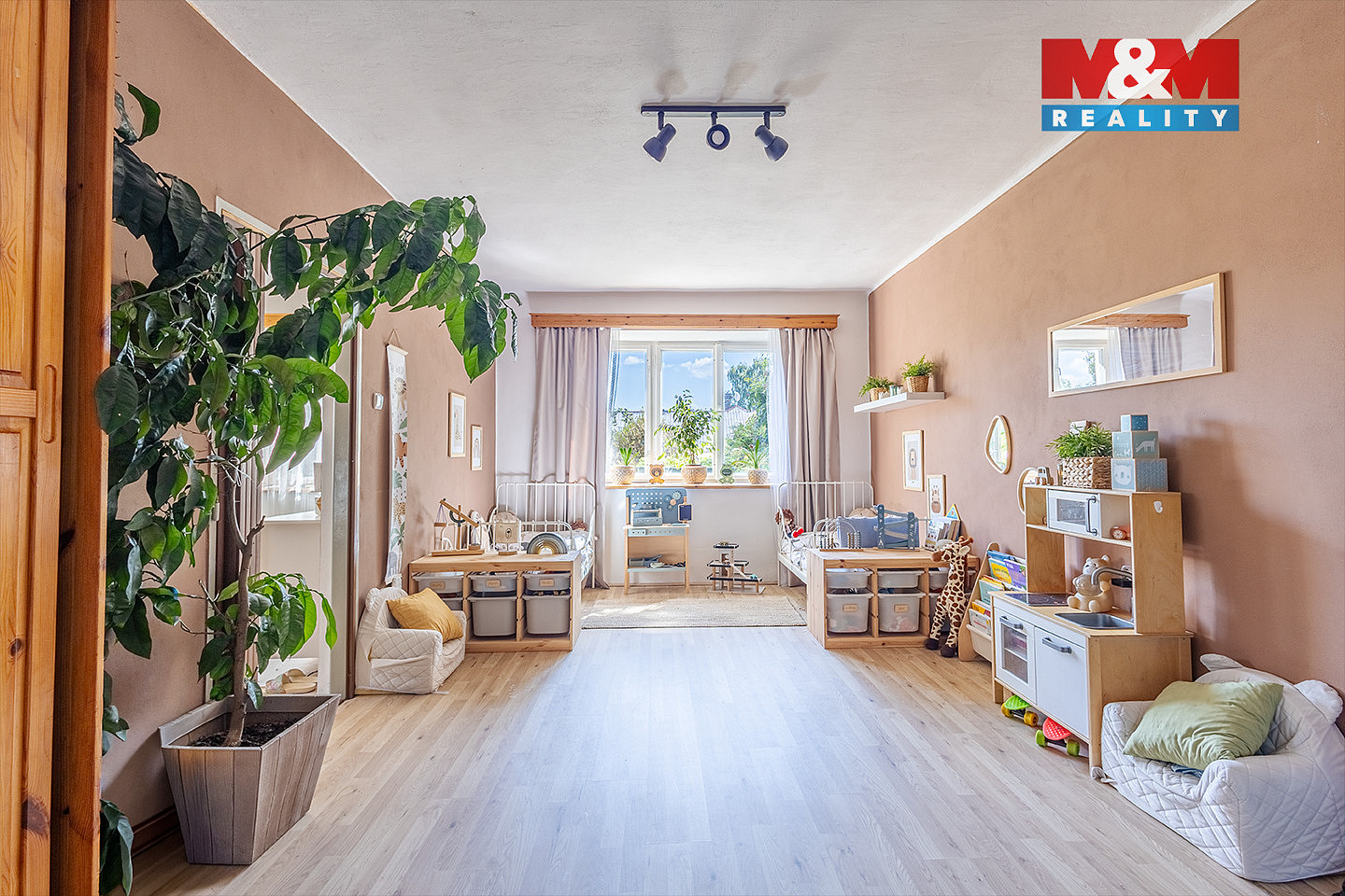 Prodej domu 240 m² s pozemkem 775 m² – fotografie 4