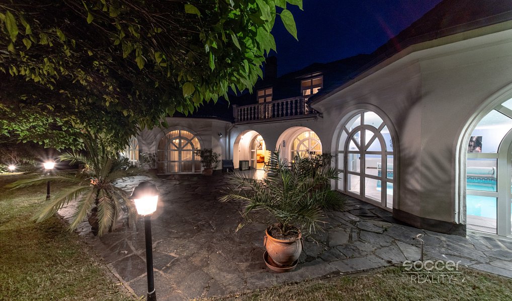 Prodej domu 598 m² s pozemkem 2 298 m², Říčany – náhled fotky 15