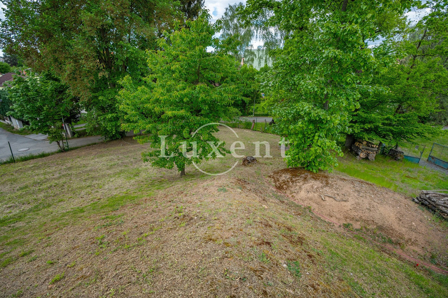 Prodej stavebního pozemku 816 m² – fotografie 5