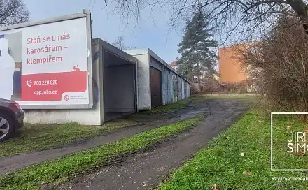 Garáž 16m2 pro osobní automobil, Kpt. Jaroše, Mělník