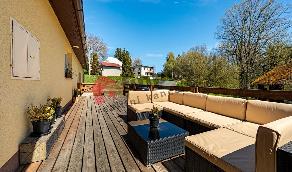 Prodej domu 192 m² s pozemkem 420 m², Zbraslavice – náhled fotky 7