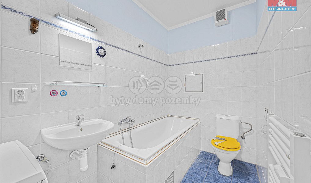 Prodej bytu 1+kk 36 m², Jesenice – náhled fotky 2