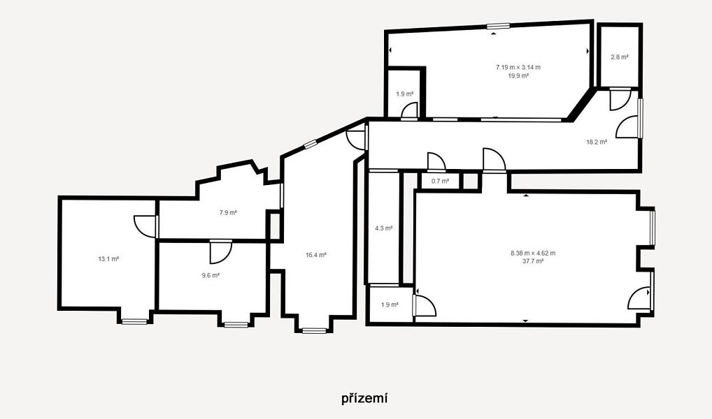 Prodej domu 265 m² s pozemkem 213 m², Kaplice – náhled fotky 16
