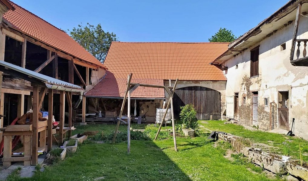 Prodej domu 288 m² s pozemkem 1 348 m², Kájov – náhled fotky 4