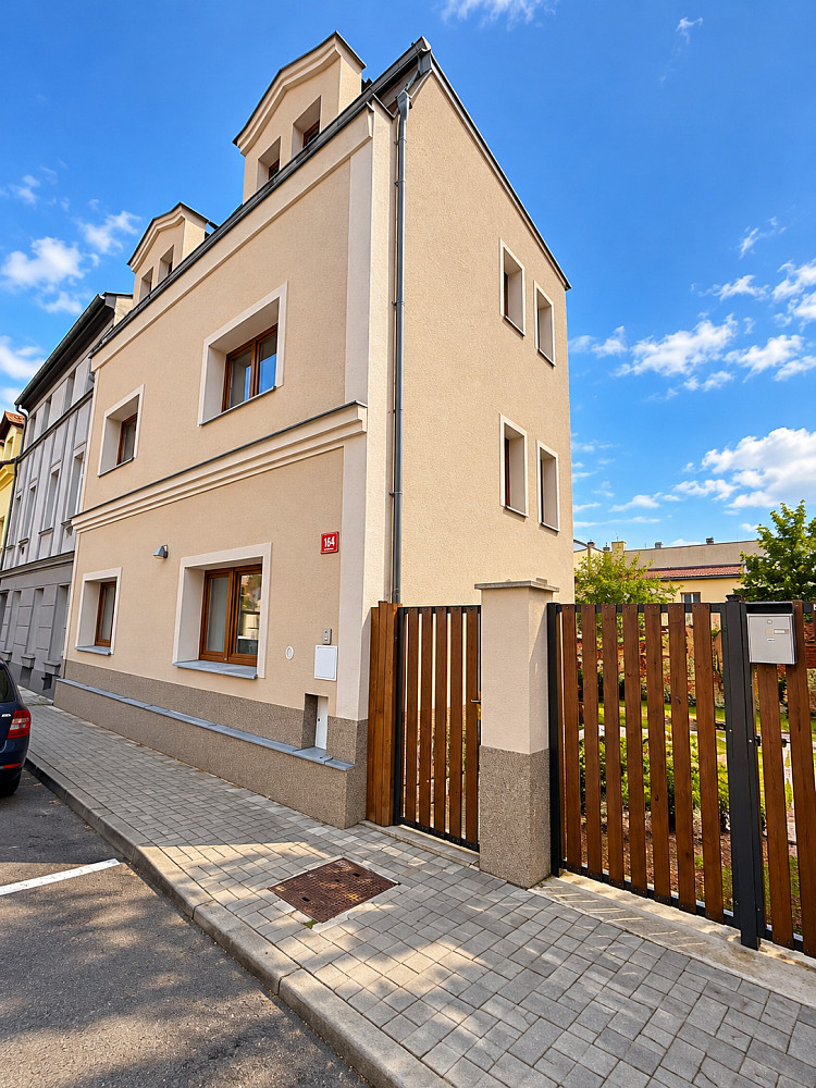Pronájem bytu 3+kk 70 m²