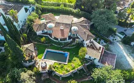 Prodej domu 453 m² s pozemkem 5 000 m², Los Almendros, Španělsko