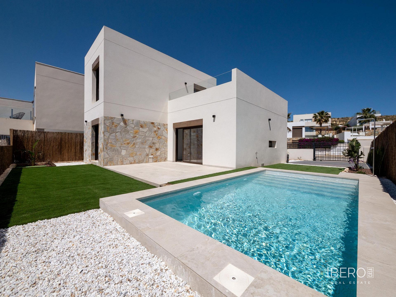 Prodej domu 100 m² s pozemkem 331 m²