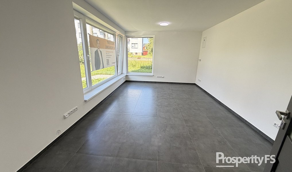 Pronájem komerčního objektu (jiného typu) 54 m², Bystřice – náhled fotky 5
