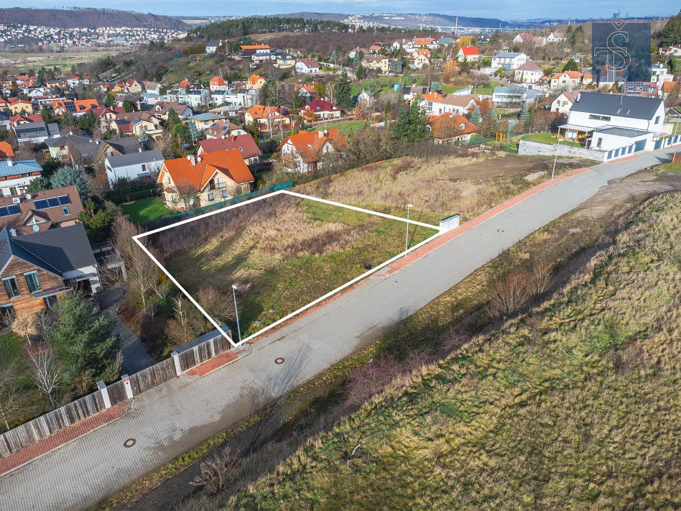 Prodej stavebního pozemku 1 316 m² – fotografie 2