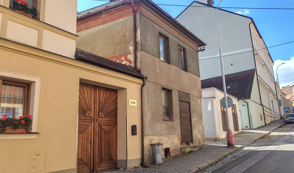 Prodej domu 160 m² s pozemkem 87 m², Volyně – náhled fotky 2