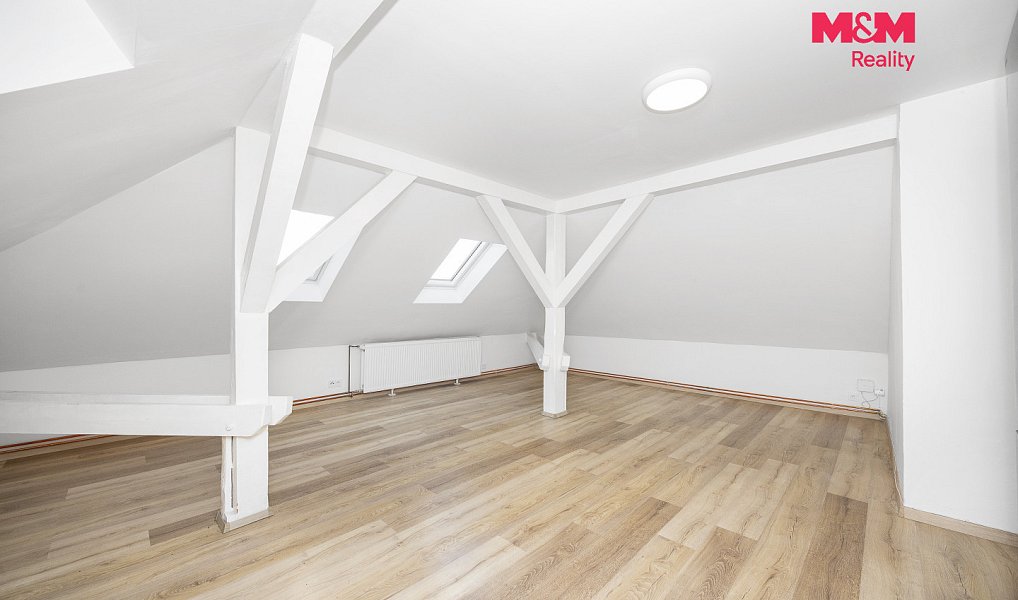 Pronájem bytu 3+kk 99 m², Pardubice – náhled fotky 4