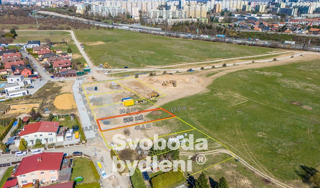 Prodej stavebního pozemku 689 m², Praha – náhled fotky 3