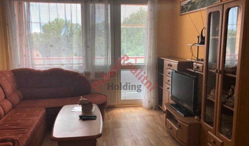 Pronájem bytu 3+1 68 m², Pardubice – náhled fotky 2