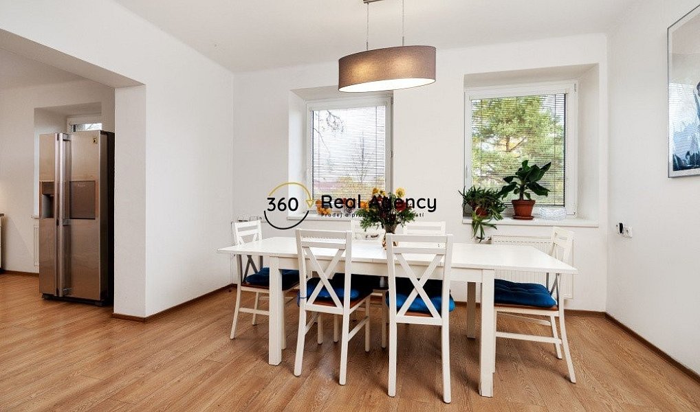 Prodej domu 299 m² s pozemkem 1 977 m², Lužec nad Cidlinou – náhled fotky 12