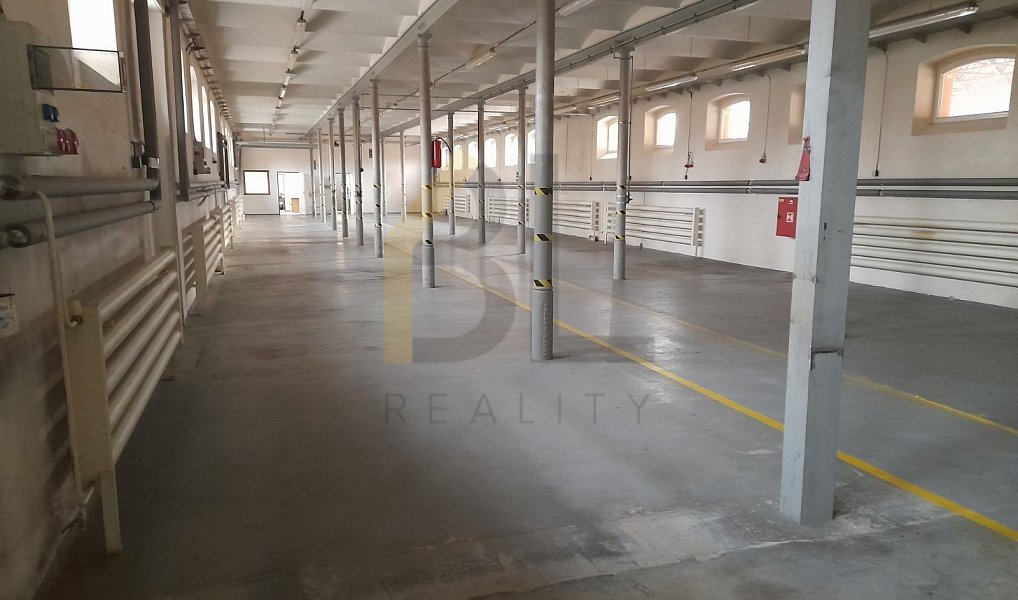 Pronájem skladovacích prostor 800 m², Hodonín – náhled fotky 4