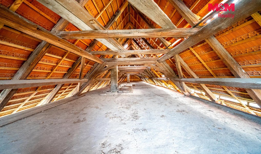 Prodej stavebního pozemku 3 672 m², Křešice – náhled fotky 3