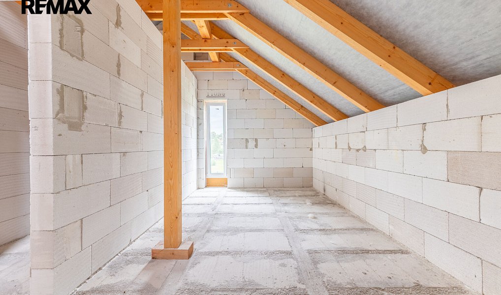Prodej domu 169 m² s pozemkem 252 m², Hradečno – náhled fotky 17