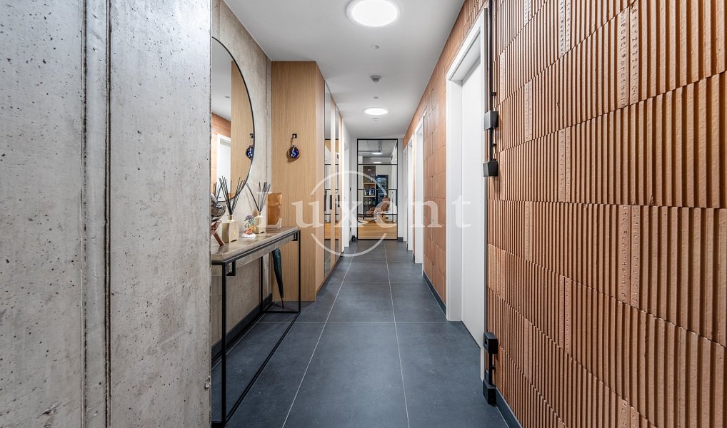 Prodej bytu 4+kk 191 m², Praha – náhled fotky 16