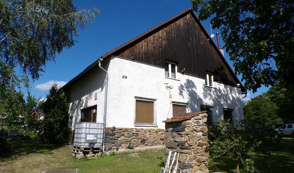 Prodej domu 205 m² s pozemkem 6 330 m², Čestín – náhled fotky 2