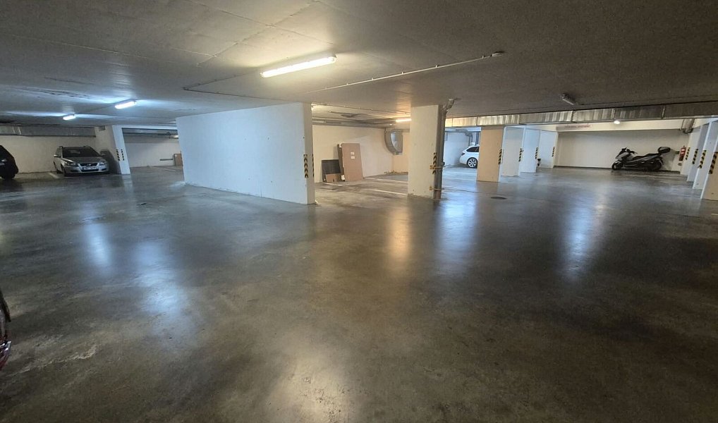 Prodej garážového stání 12 m2, ul. Francouzská, Brno-Zábrdovice, Brno – náhled fotky 3
