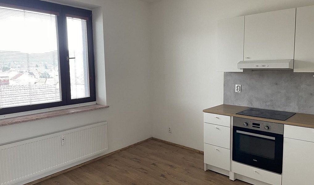 Pronájem bytu 2+kk 34 m², Brno – náhled fotky 3