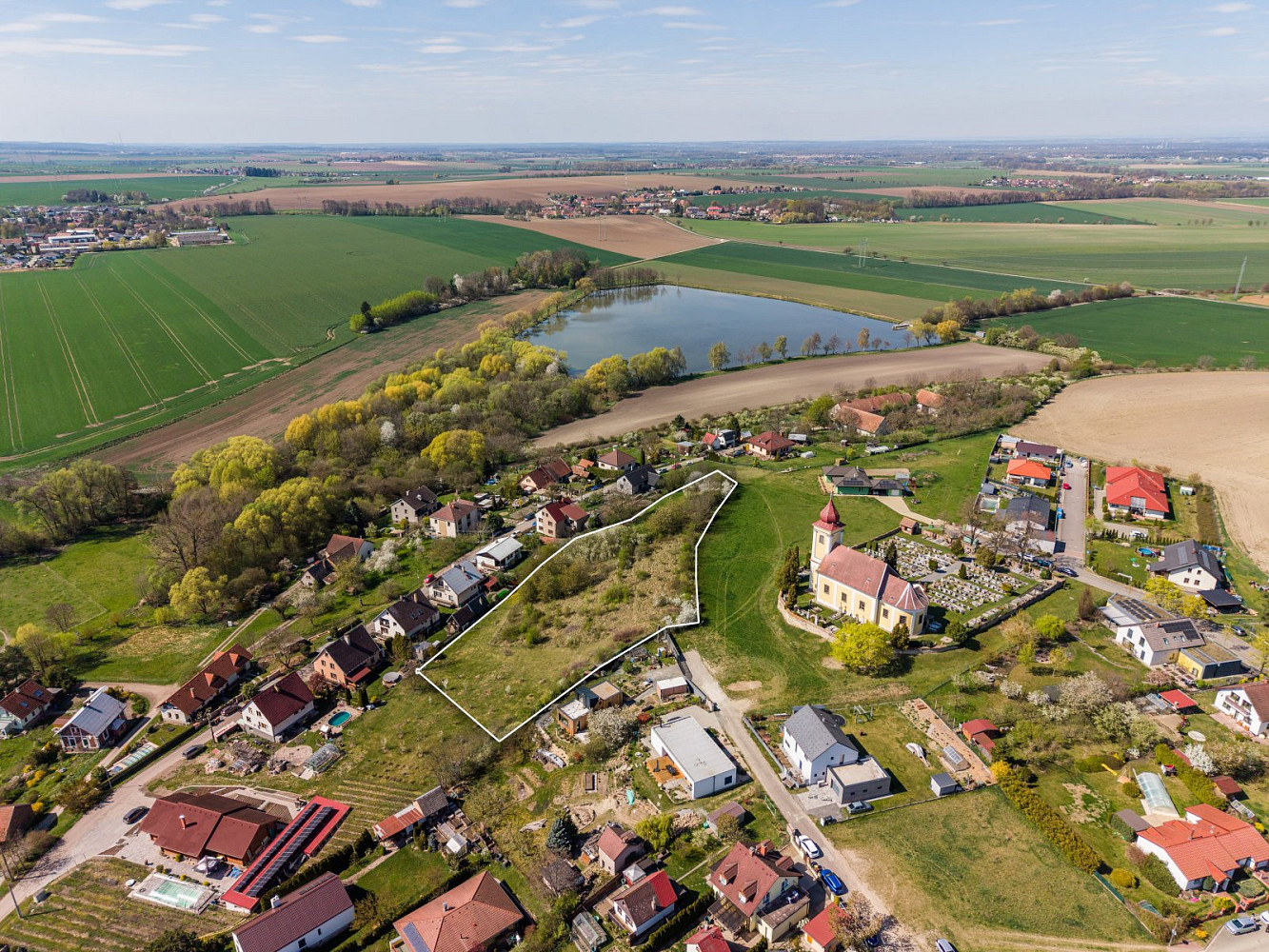 Prodej stavebního pozemku 1 700 m², Chrudim