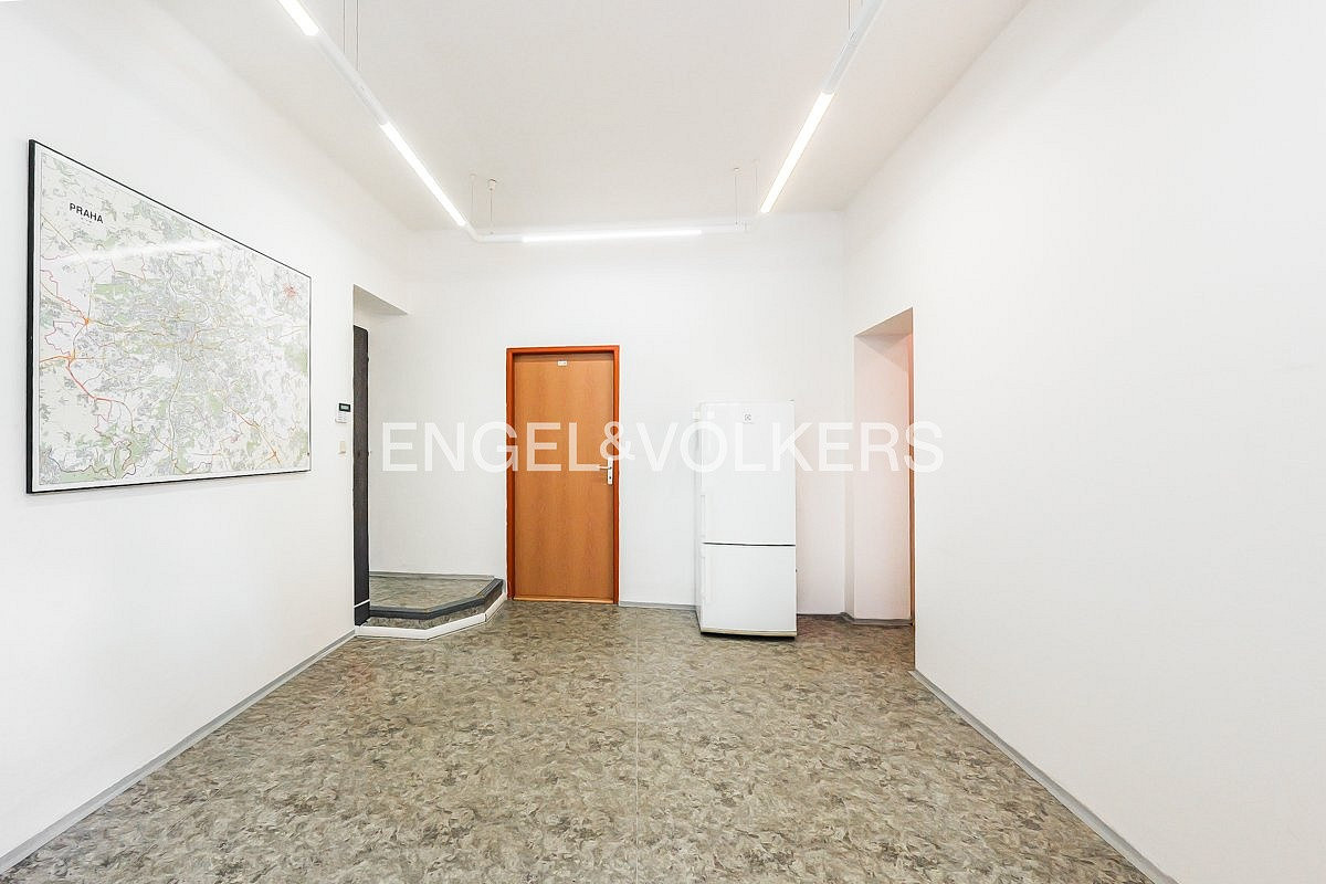 Pronájem komerčního objektu (jiného typu) 39 m² – fotografie 3