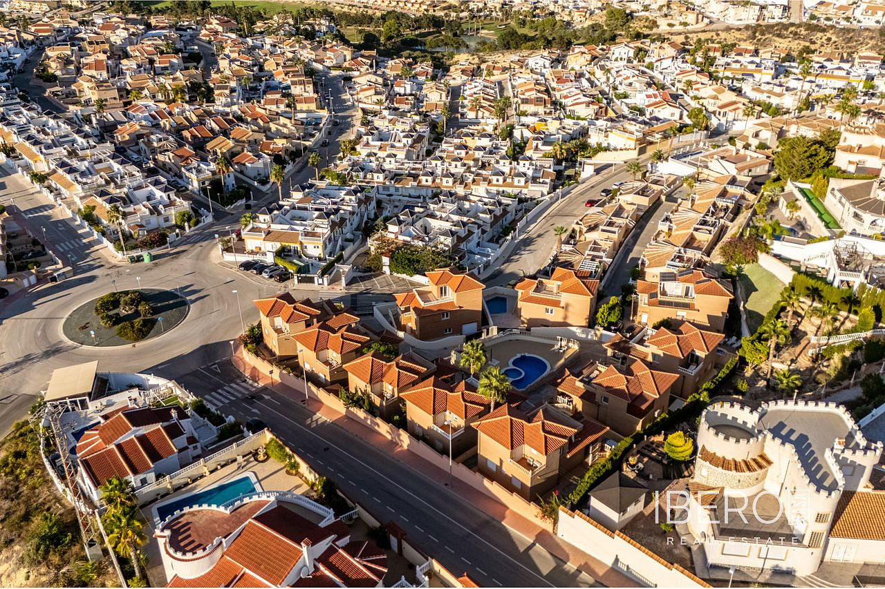 Prodej domu 199 m² s pozemkem 199 m², Rojales