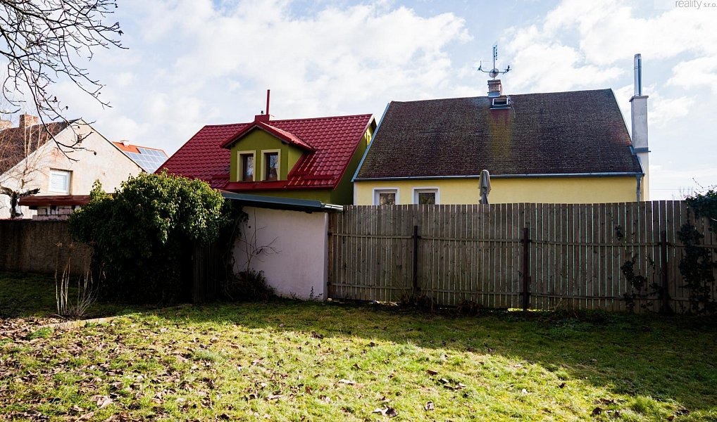 Prodej domu 291 m² s pozemkem 2 236 m², Dubí – náhled fotky 32