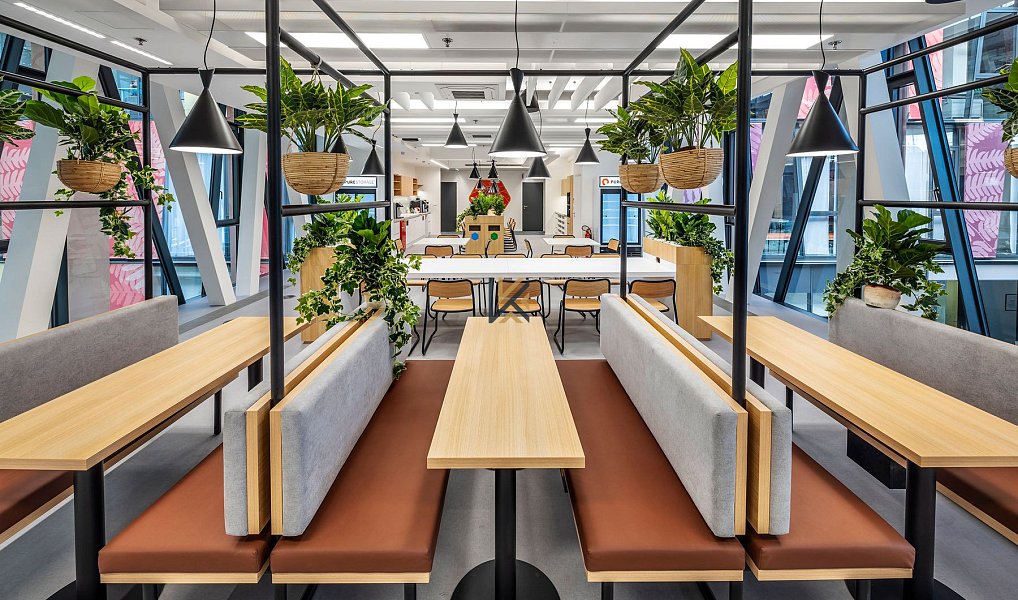 Pronájem kanceláře 2 679 m², Praha – náhled fotky 4