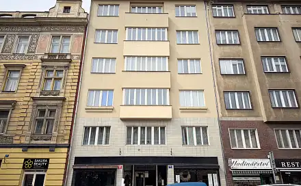 Pronájem bytu 1+1 63 m²