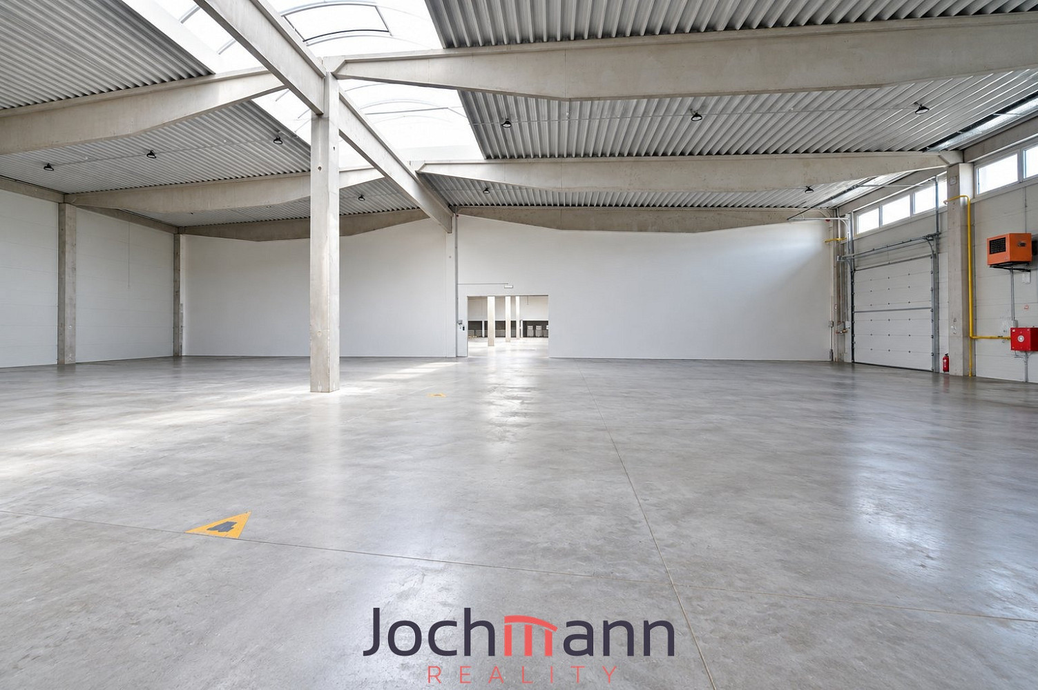 Pronájem skladovacích prostor 2 660 m² – fotografie 4
