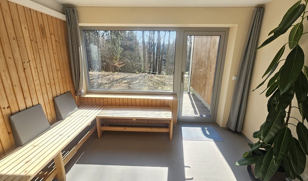Prodej ubytovacího objektu 635 m², Janov nad Nisou – náhled fotky 10