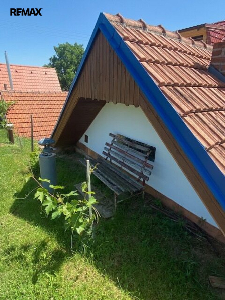 Prodej chaty/chalupy 60 m² s pozemkem 32 m² – fotografie 2