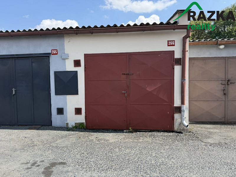 Garáž (26 m2) v plané, ul. bezejmenná — photo 2