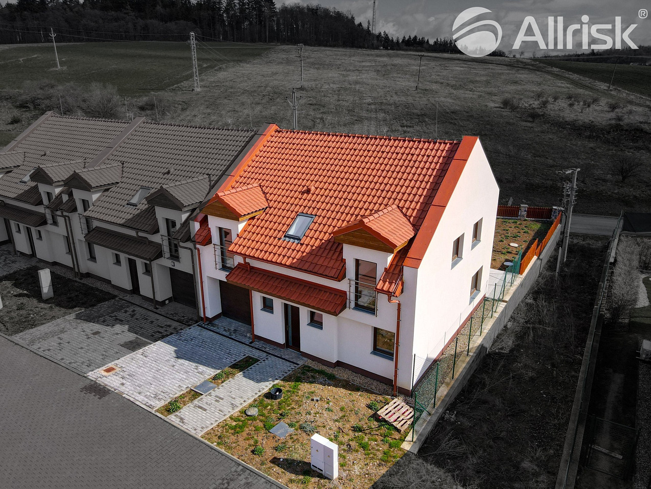 Prodej domu 220 m² s pozemkem 600 m² — photo 2